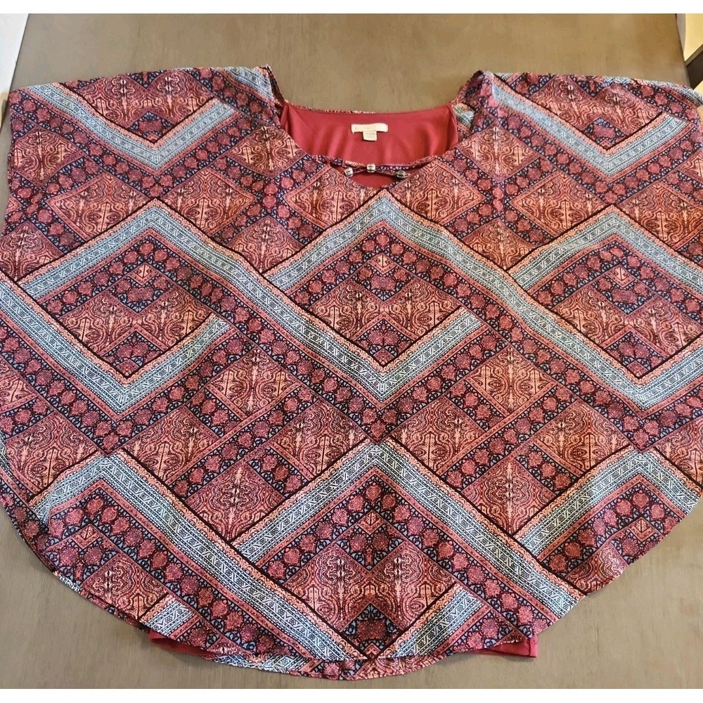 Plus Size Boho Chic Patterned Poncho Top 22/24W Burgundy Geometric Flowy Free - Picture 10 of 16